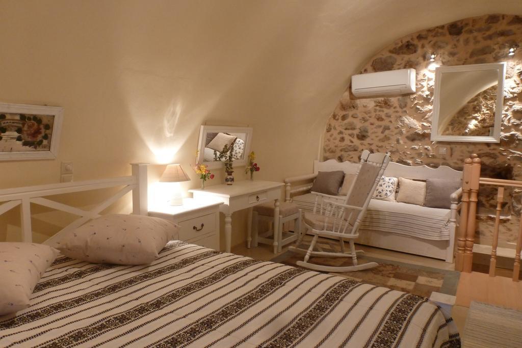 To Petradi Apartman Avgónima Szoba fotó