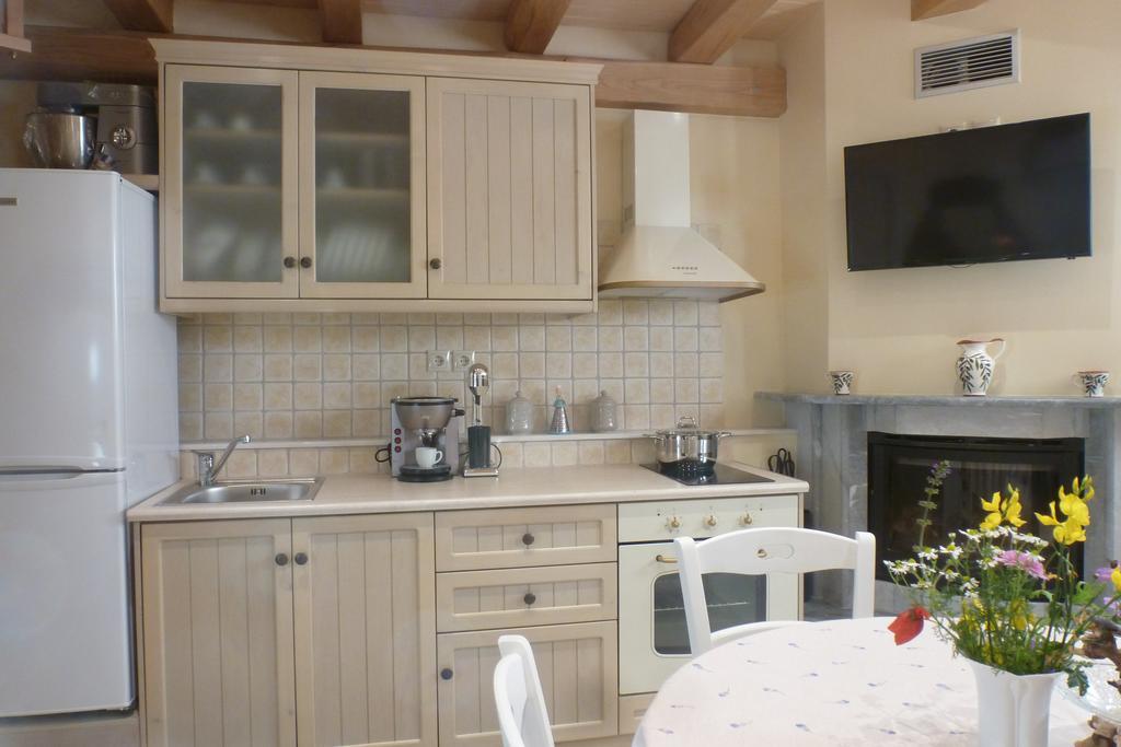 To Petradi Apartman Avgónima Szoba fotó